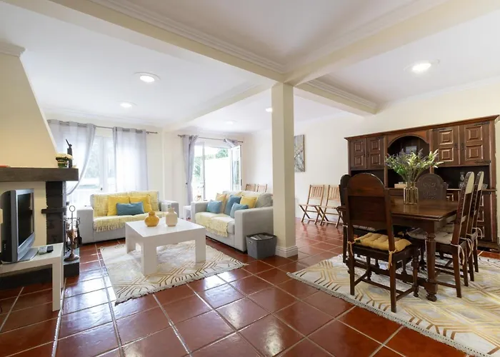 Nyaraló Millhouse *