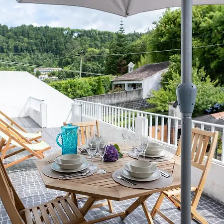 Holiday home Furnas Millhouse
